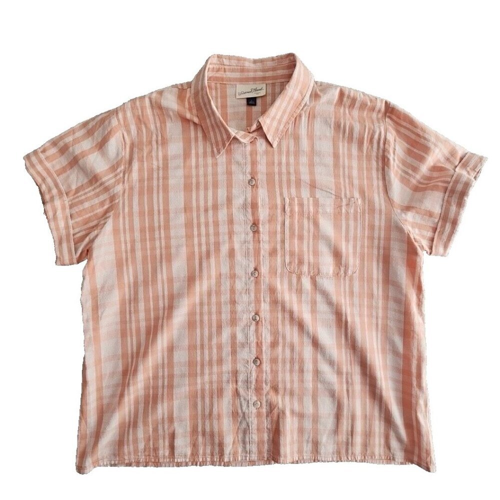 Universal Thread Women's Size Large Coral Plaid Short Sleeve Button Down Shirt